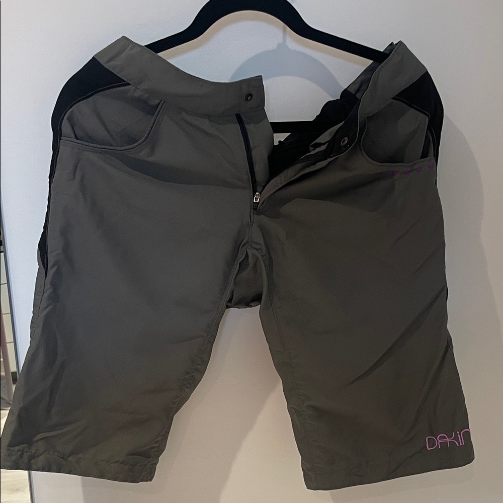 DAKINE Women's mountain bike Cargo Shorts
